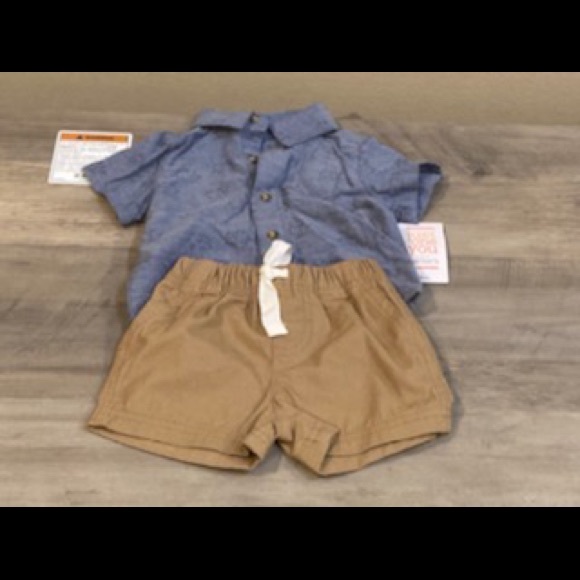 2 infant boy outfits Carter's @ lil wonder's - Picture 2 of 3